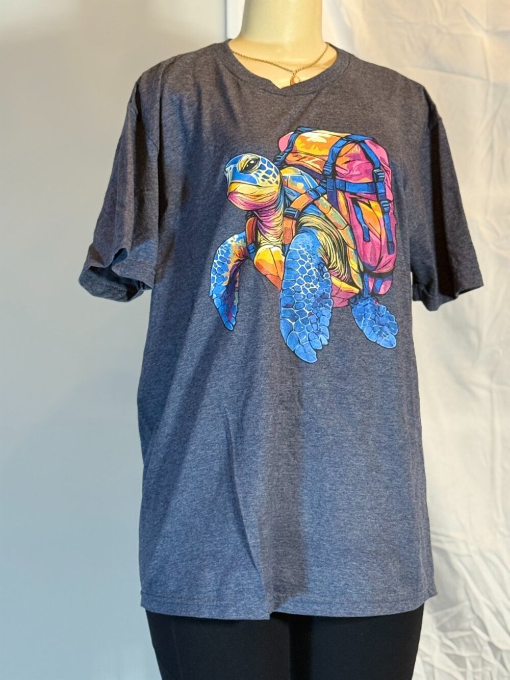 TrailKeeper's Grey Sea Turtle Tshirt Women's L